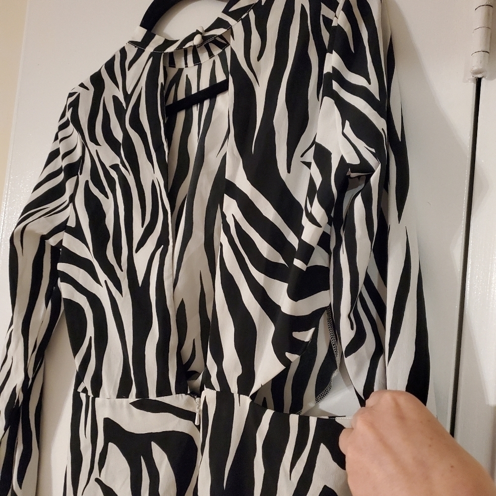 Zebra Patterns Flared Long Sleeves High-Neck Dress - Picture 13 of 15